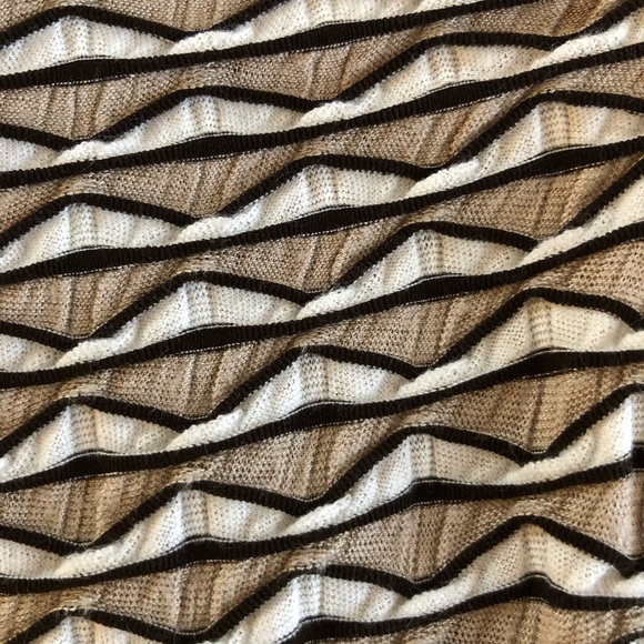 Anthropologie Postage Stamp Long Sleeved Top - Picture 4 of 8